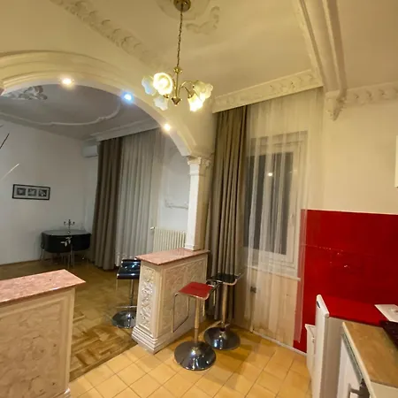 Heart Of The 2 Bedrooms, Living Rooms, Bathrooms, With Ac 公寓 *