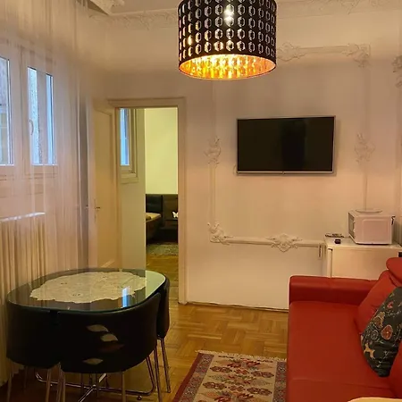 Heart Of The 2 Bedrooms, Living Rooms, Bathrooms, With Ac * Budapest