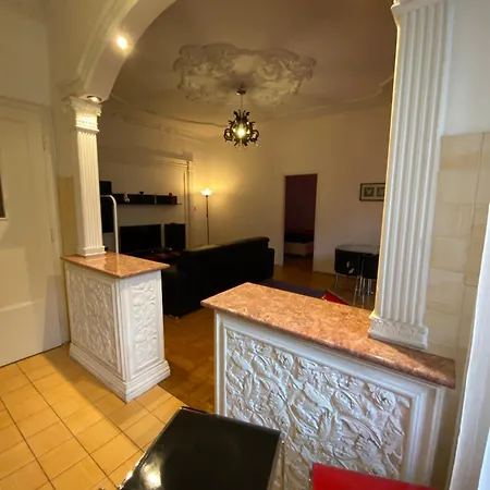 Heart Of The 2 Bedrooms, Living Rooms, Bathrooms, With Ac 公寓 *